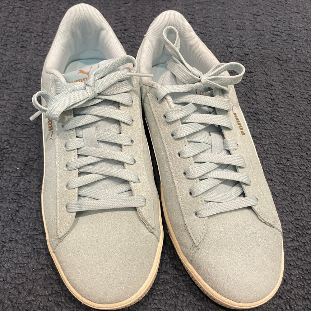 Puma Soft Blue Casual Sneakers
Vikky 3 Wide